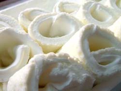 Can Mandam Kaymak